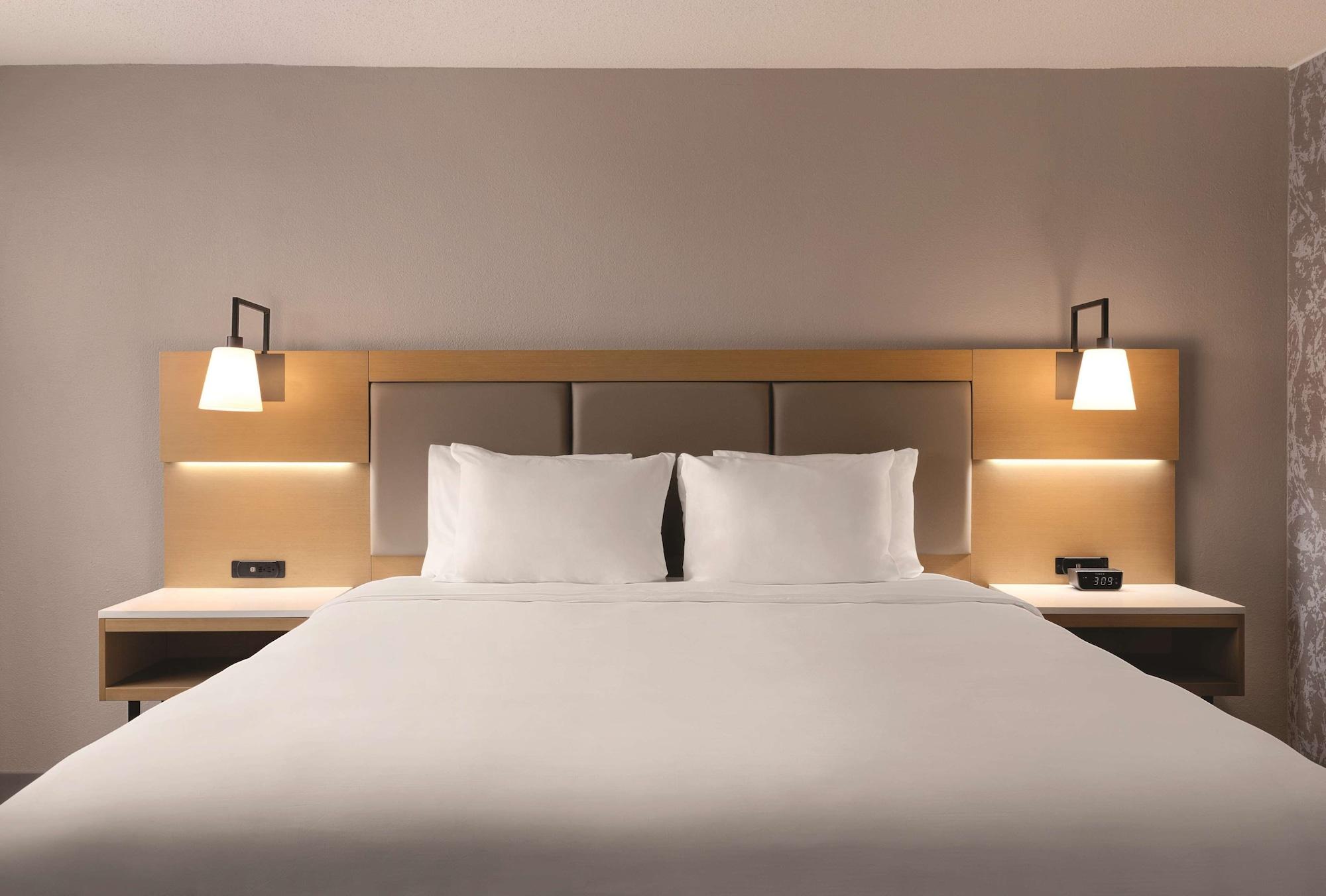 Holiday Inn Philadelphia Arpt-Stadium Area By Ihg Εξωτερικό φωτογραφία